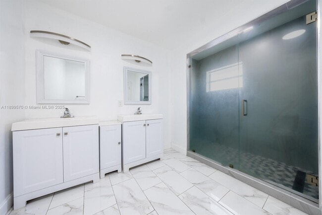 Building Photo - 14859 SW 177th Terrace