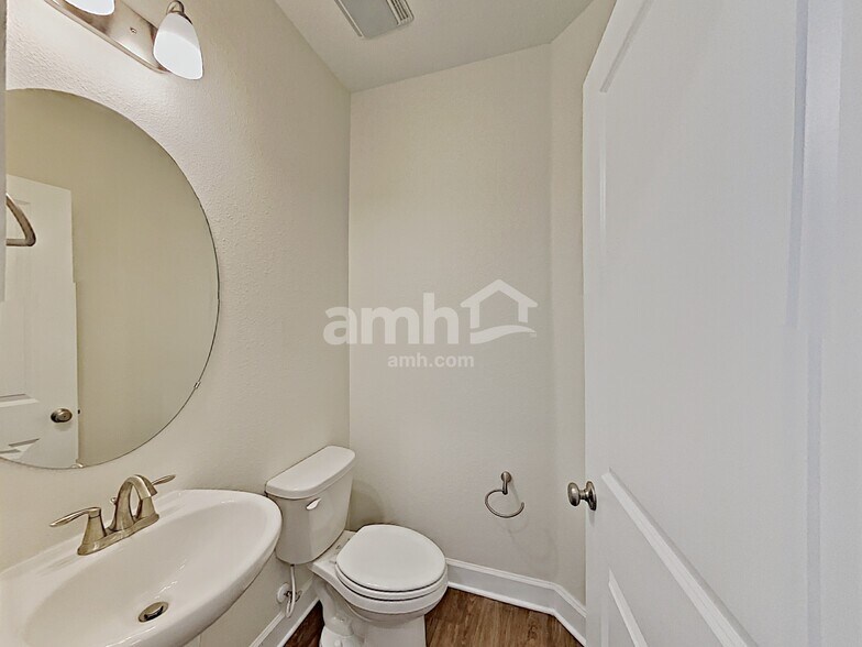 Building Photo - 2852 Calebs Cove Way
