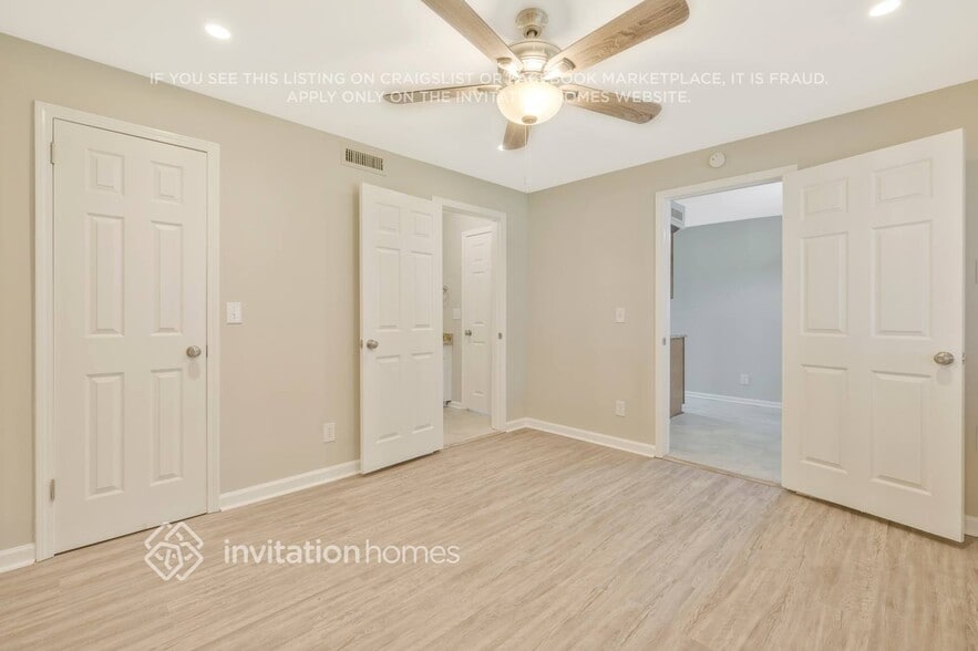 Building Photo - 3691 Ballestero Dr S