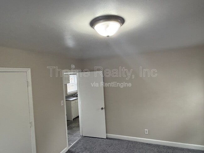 Building Photo - 1113 S Cambridge Cir