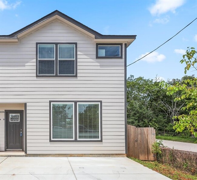 Building Photo - 4106 White St