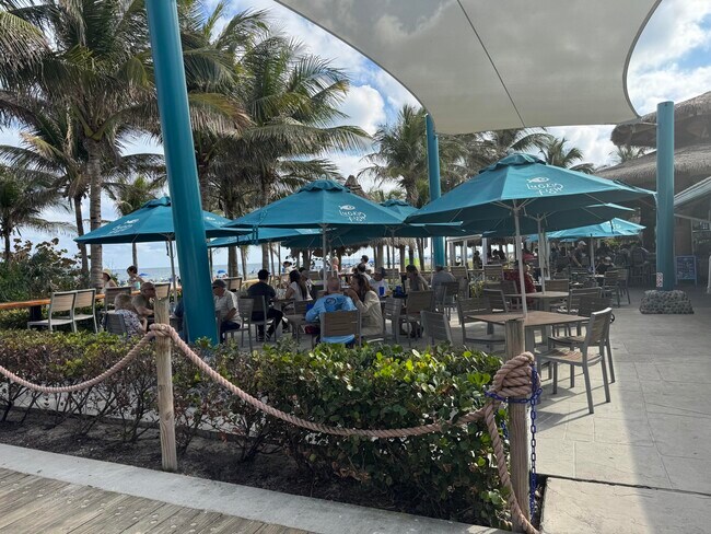 Building Photo - 133 N Pompano Beach Blvd