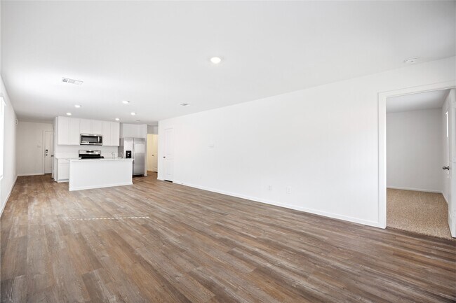 Building Photo - 23235 Teakwood Hills Dr