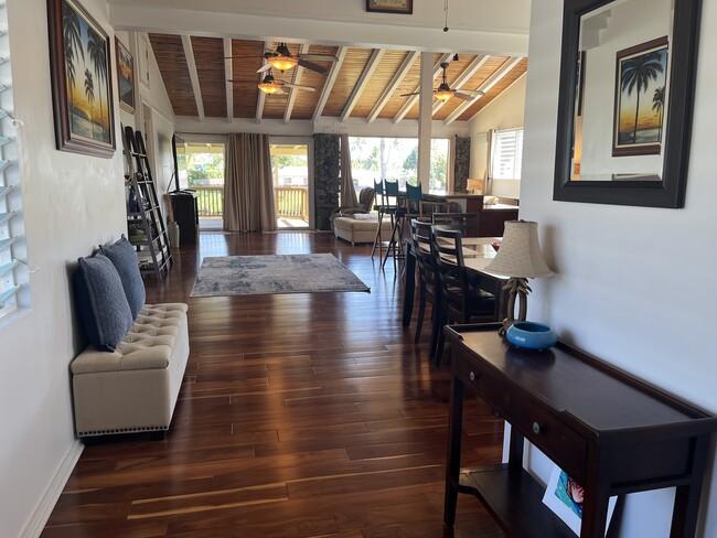 Building Photo - 372 Ilimalia Loop