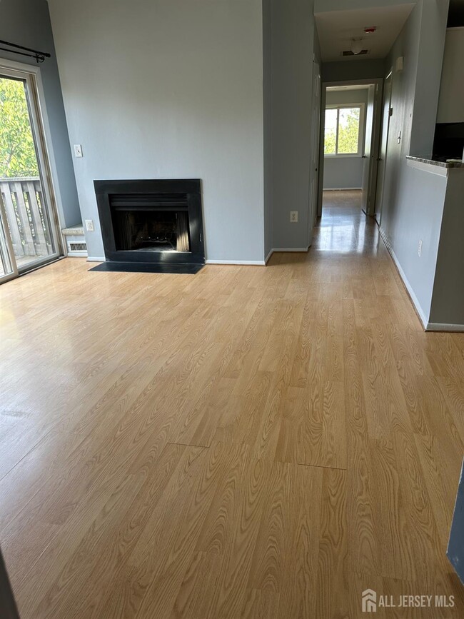 Building Photo - 1202 Aspen Dr