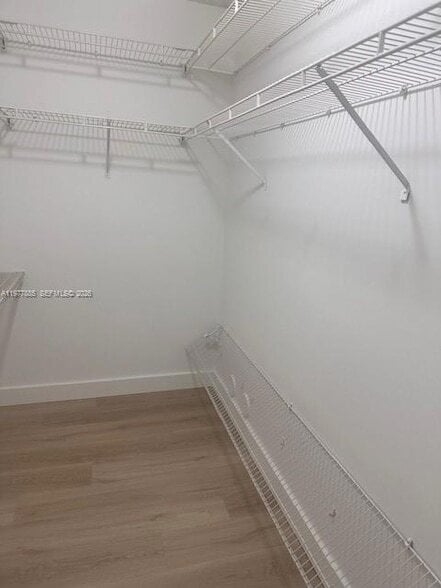 Building Photo - 709 Gardens Dr