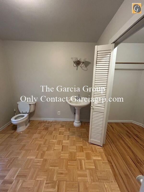 Building Photo - 3326 SE 28th Pl