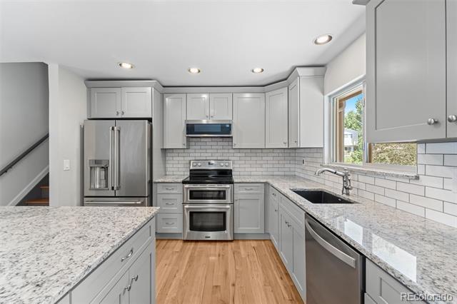 Building Photo - 5585 Escondido Dr