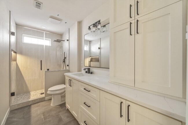 Building Photo - 2906 Riata Ln