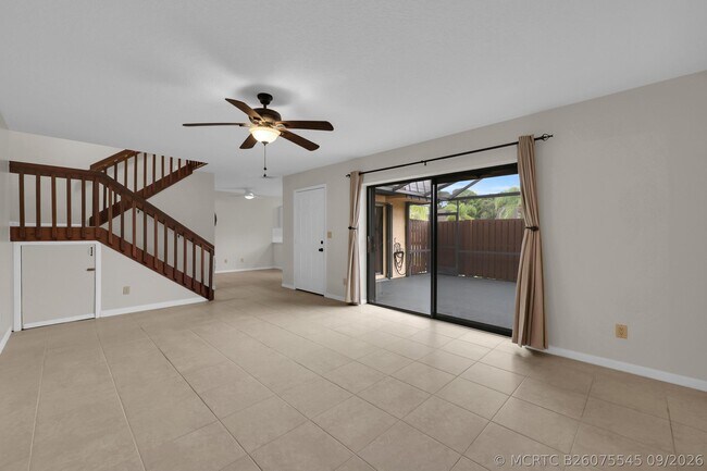 Building Photo - 5857 SE Windsong Ln