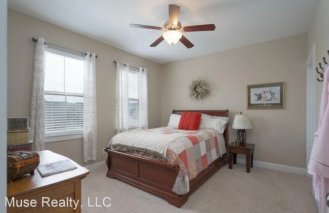 Building Photo - 3 br, 2.5 bath House - 936 Herrons Ferry