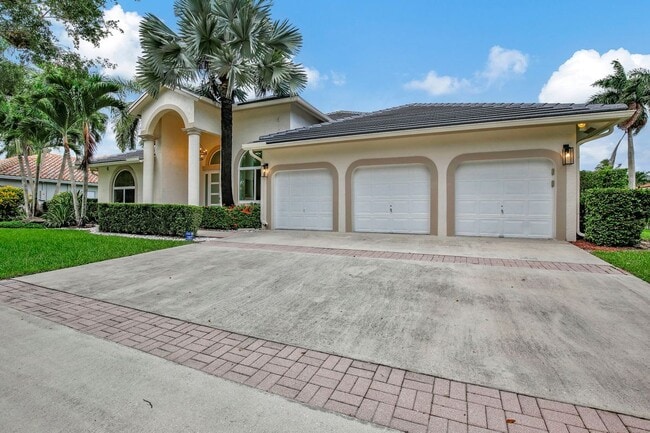 Building Photo - 2922 Medinah