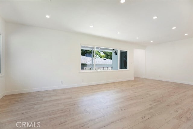Building Photo - 1061 E Santa Anita Ave