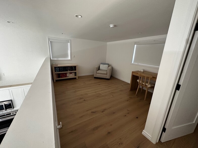 Building Photo - 12206 Falkirk Ln