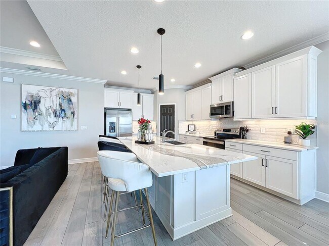 Building Photo - 5559 Trevesta Pl