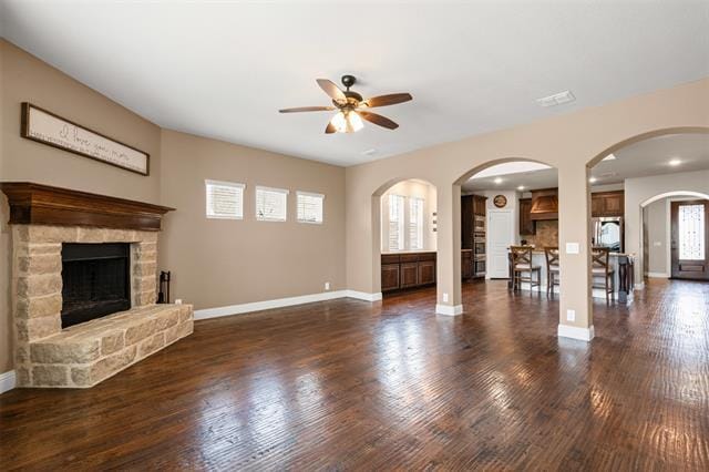 Building Photo - 717 Staghorn St