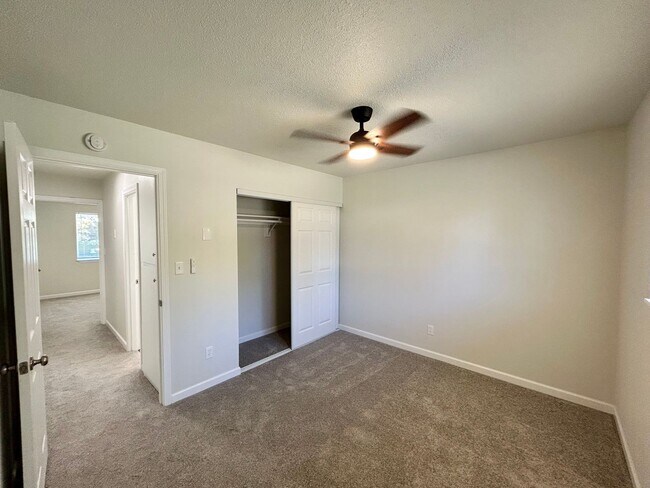 Building Photo - Freshly Updated 3 Bedroom Home with Garage, Fenced Yard & Covered Patio!