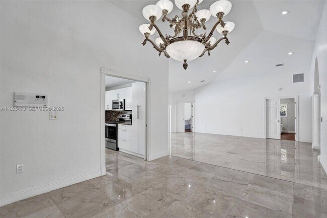 Building Photo - 13105 Biscayne Island Terrace