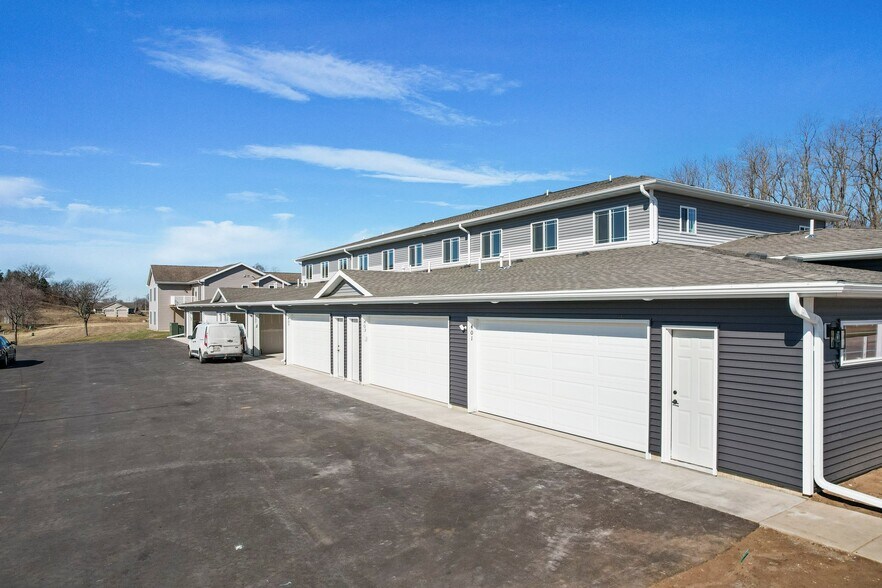 Building Photo - 5713 Eternity Dr