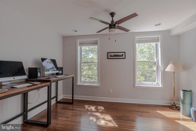 Building Photo - 223 S Collington Ave