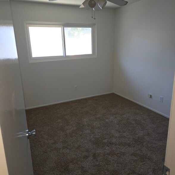 Building Photo - 2613 Andover Ave