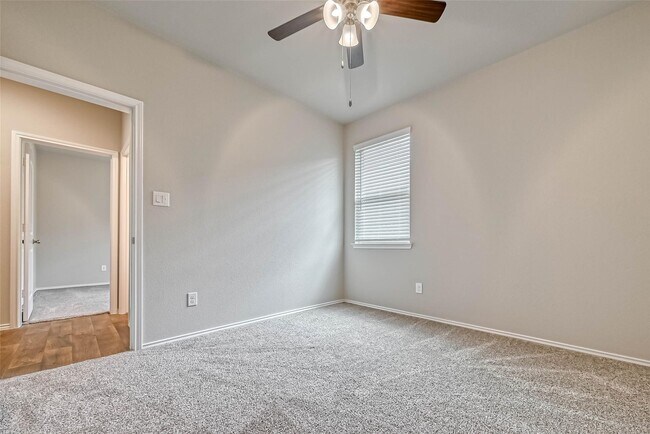 Building Photo - 14122 Silver Falls Ct
