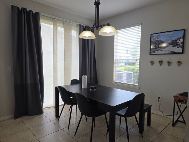 Building Photo - Three Bedroom Townhome at Carter Glen in Orlando