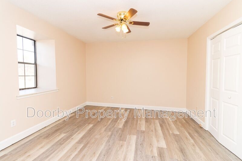 Building Photo - 5102 TN-58