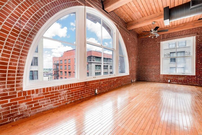 Building Photo - 507 N 13th St