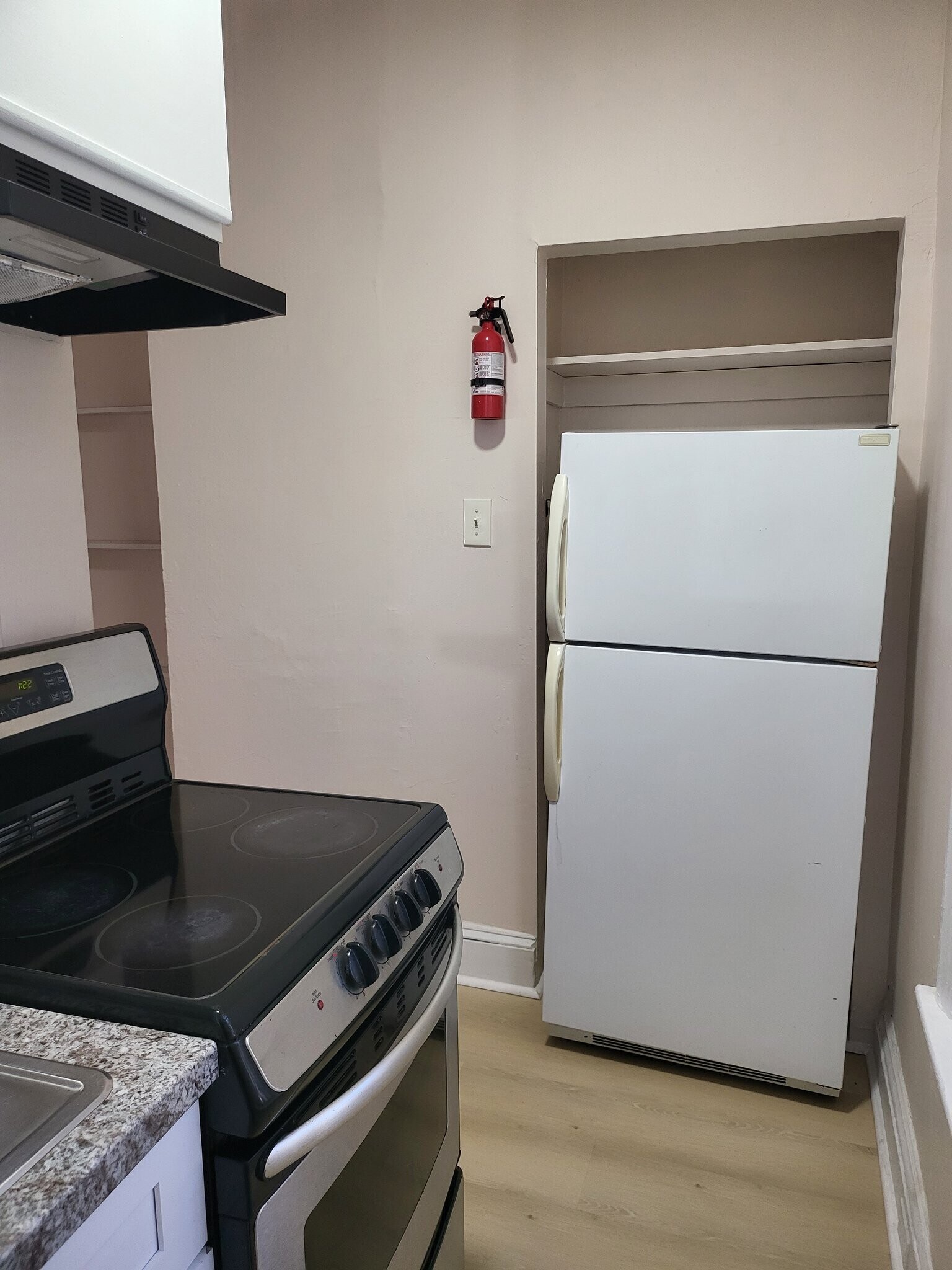 Building Photo - 119 E Mt Airy Ave