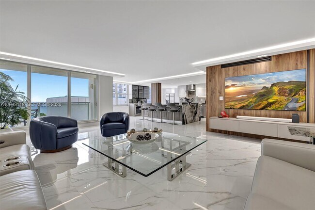 Building Photo - 2751 S Ocean Dr
