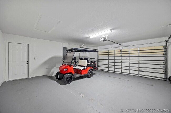 Building Photo - 2400 Seaford Dr