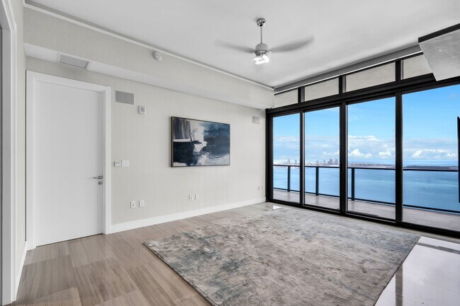 Building Photo - 1451 Brickell Ave
