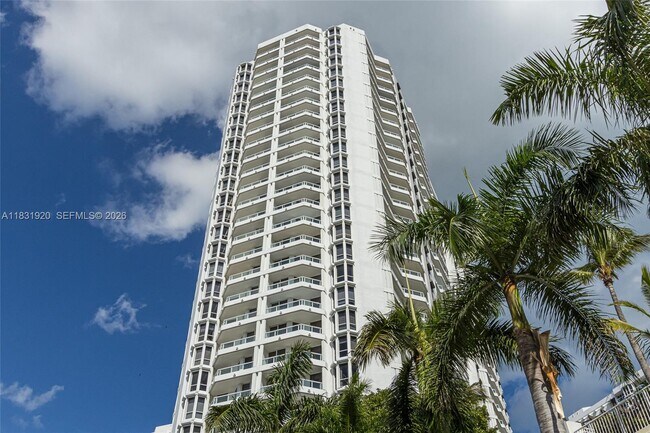 Building Photo - 21055 Yacht Club Dr