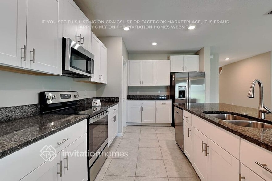 Building Photo - 11231 Riley Pines Cir