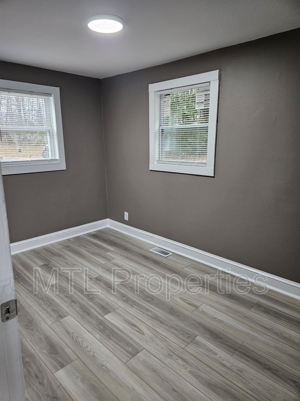 Building Photo - 6521 Rumple Rd