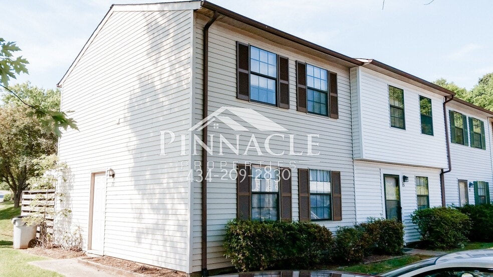 Building Photo - 73 Countryplace Ln