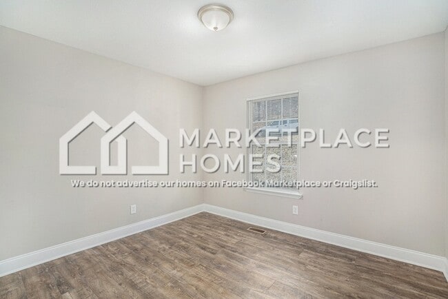 Building Photo - 139 S Mission Ridge Dr