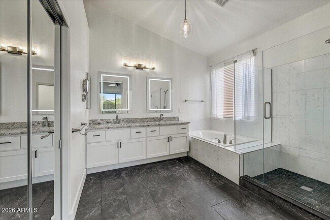 Building Photo - 18605 N 90th Way