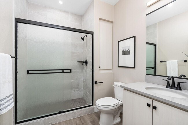 Building Photo - 2806 E Alluvial Ave