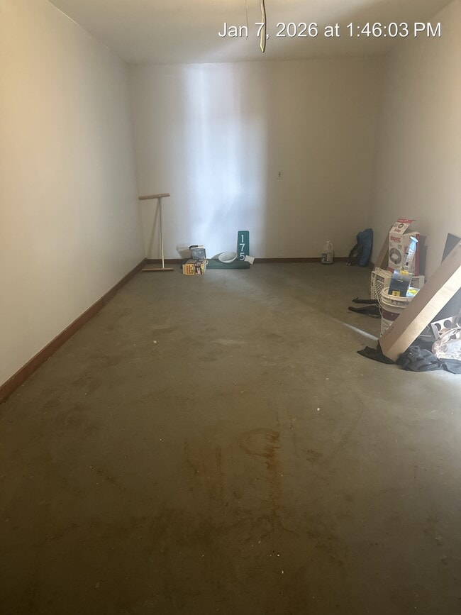 Building Photo - 175 Victoria Arms Cir