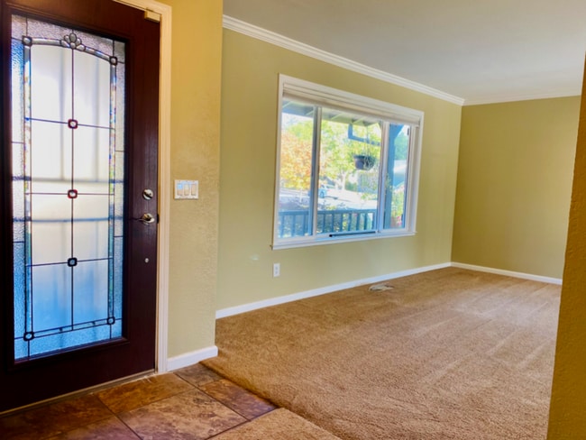 Building Photo - 1757 Burbank Ct