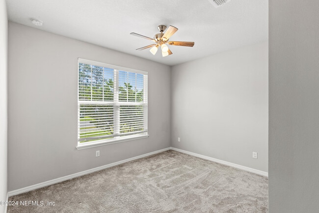 Building Photo - 4570 Creekside Blf St