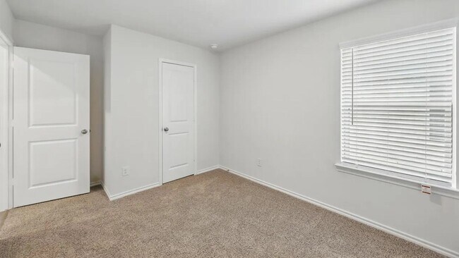 Building Photo - Beautiful new 4-bedroom, 2-bath home with an open floor plan, granite kitchen, two-car garage, an...