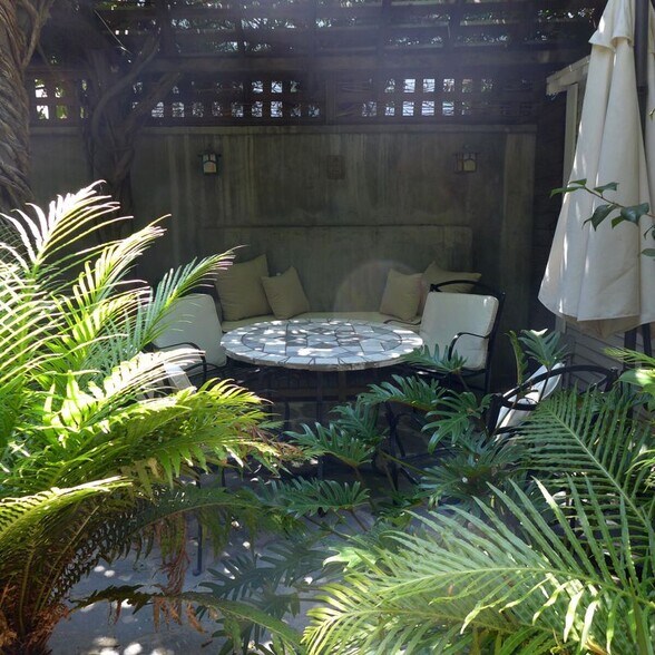 Building Photo - 7923 Norton Ave