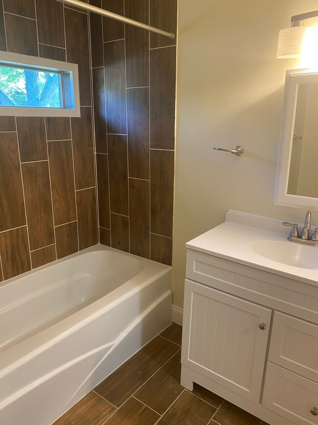 Building Photo - 1198 W. Social Row Rd.