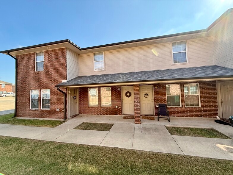 Building Photo - 1602 Inca Dr