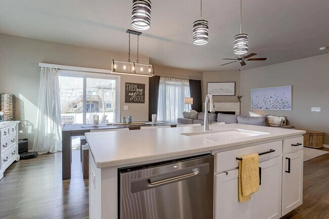 Building Photo - Hyda Hills Ranch For Rent Near Offutt AFB