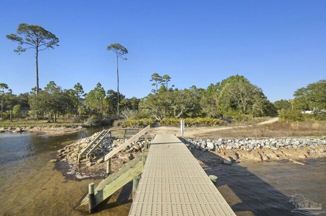 Building Photo - 1789 Sound Hammock Dr