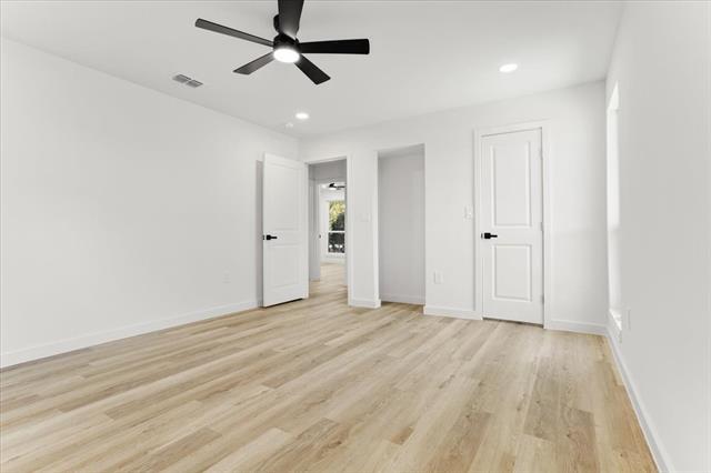 Building Photo - 2149 Willow Pl